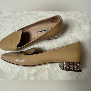Miu Miu Beige Patent Leather Crystal Embellished Smoking Slippers Size 39.5